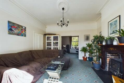 Lounge: