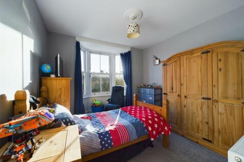 Bedroom: