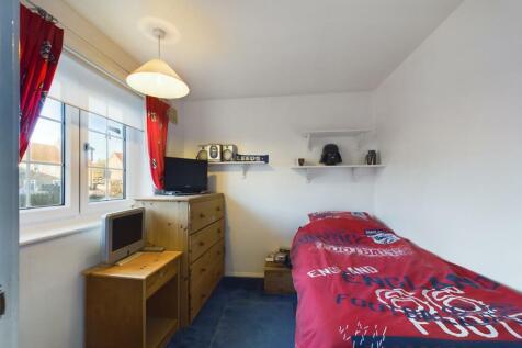 Bedroom: