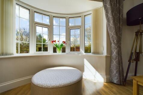 Lounge: