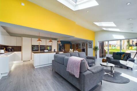 Lounge/diner: