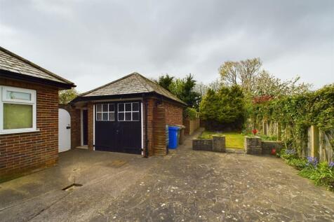 Garage: