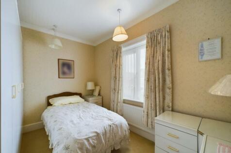 Bedroom: