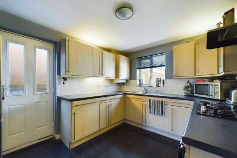Kitchen: