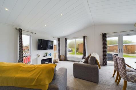 Lounge/diner:
