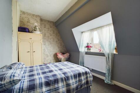 Bedroom:
