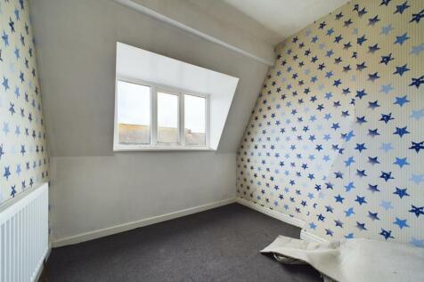 Bedroom: