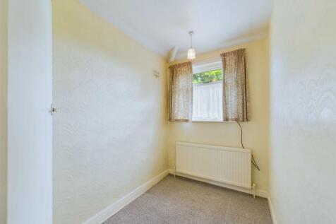 Bedroom: