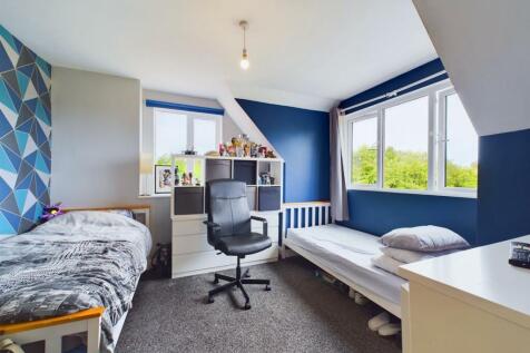 Bedroom: