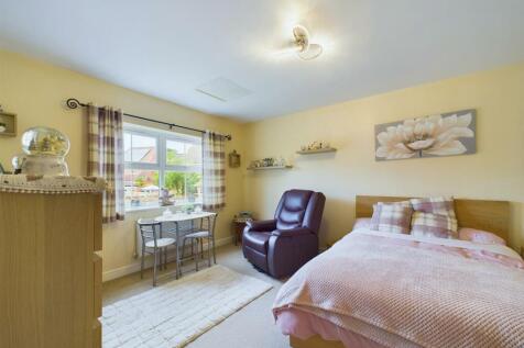 Bedroom: