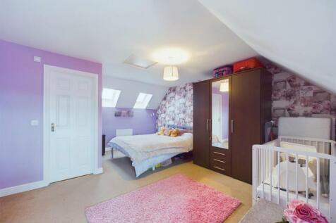 Bedroom: