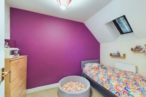 Bedroom:
