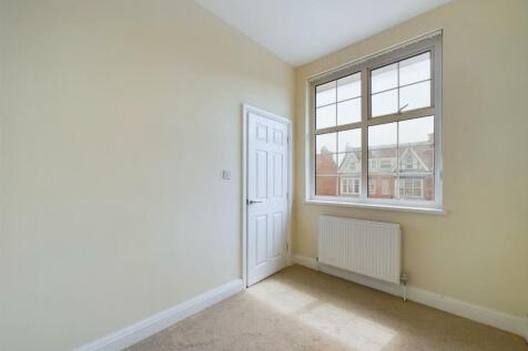 Bedroom: