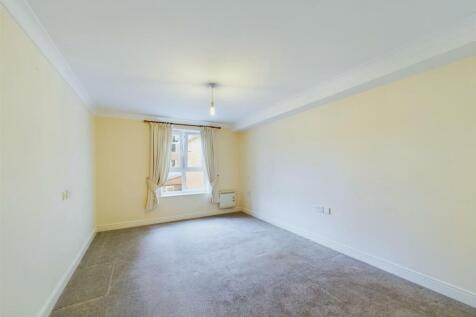 Bedroom: