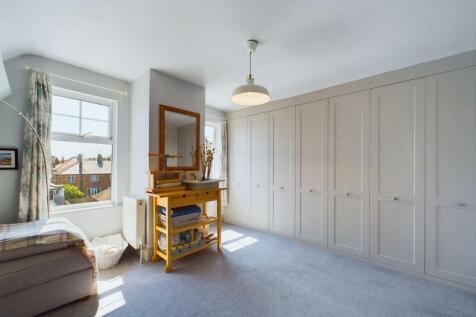 Bedroom:
