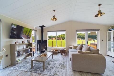 Lounge/diner: