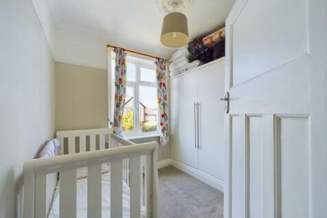 Bedroom: