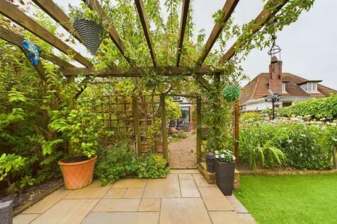 Garden: