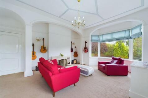 Lounge: