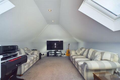 Games/living room: