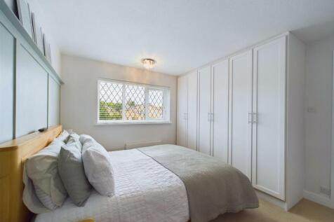 Bedroom: