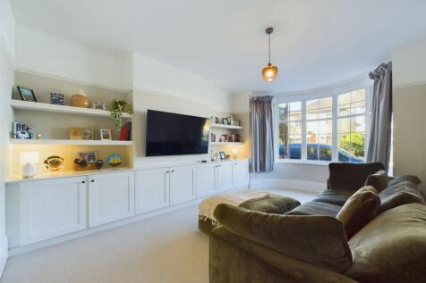 Lounge: