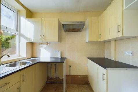 Kitchen: