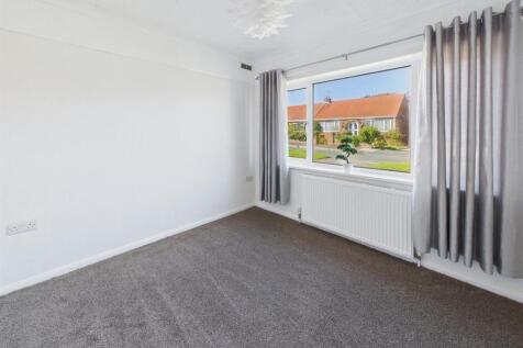 Bedroom: