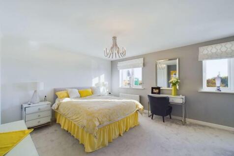 Bedroom: