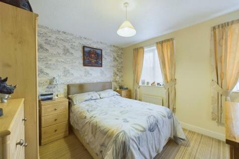 Bedroom: