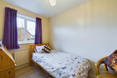 Bedroom: