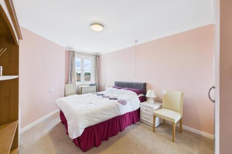 Bedroom:
