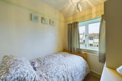 Bedroom: