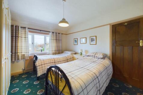 Bedroom: