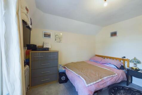 Bedroom: