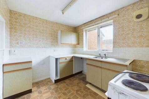 Kitchen: