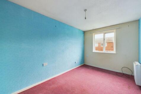 Bedroom: