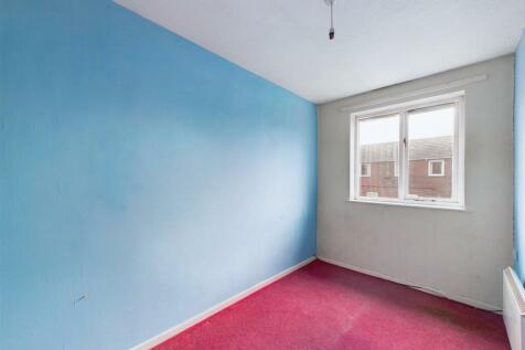 Bedroom: