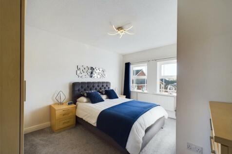 Bedroom: