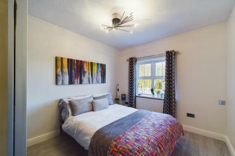 Bedroom: