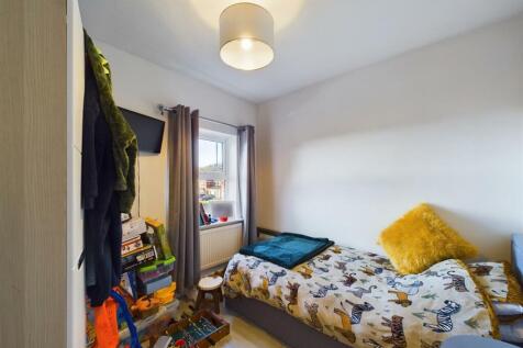 Bedroom: