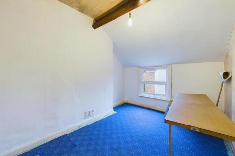 Bedroom: