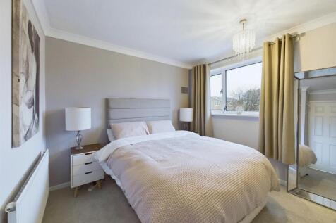 Bedroom: