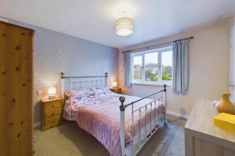 Bedroom: