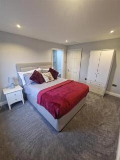Bedroom: