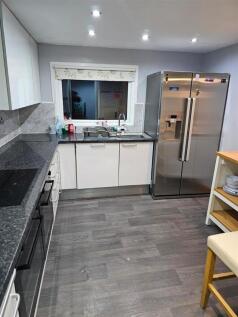 Kitchen:
