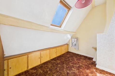 Bedroom: