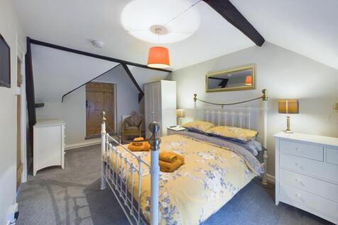 Bedroom: