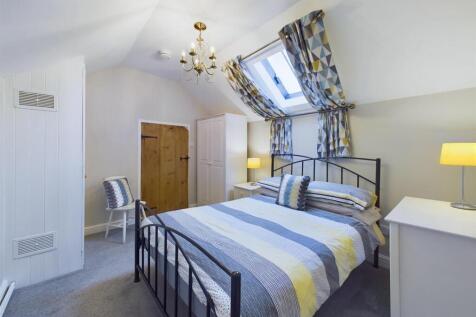 Bedroom: