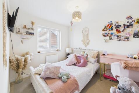 Bedroom: